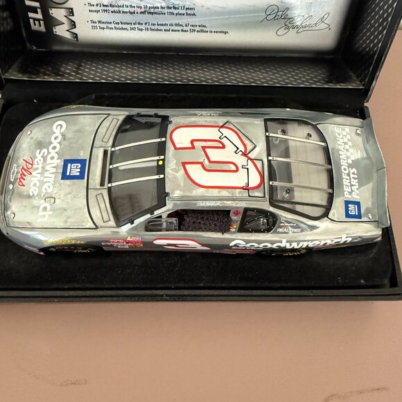 Dale Earnhardt #3 Goodwrench Service Plus NASCAR Diecast 1:24 Scale Elite Series - Picture 3 of 10